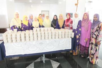 Program Edaran Bubur Lambuk “Semarak Kasih Ramadan” anjuran Puspanita MEA