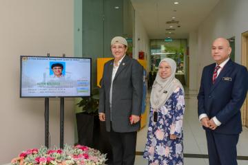 Sesi Clock-In dan Perjumpaan Bersama Pengurusan Kanan EPU YB Dato Hajjah Hanifah Hajar Taib, Timbalan Menteri Ekonomi