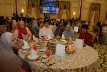 Majlis Berbuka Puasa Kebawah Duli Yang Maha Mulia Seri Paduka Baginda Yang di-Pertuan Agong Al-Sultan Abdullah Ri’ayatuddin Al-Mustafa Billah Shah bersama Perdana Menteri Dan Ahli Kabinet