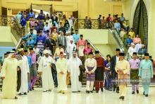 Majlis Berbuka Puasa Kebawah Duli Yang Maha Mulia Seri Paduka Baginda Yang di-Pertuan Agong Al-Sultan Abdullah Ri’ayatuddin Al-Mustafa Billah Shah bersama Perdana Menteri Dan Ahli Kabinet