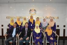 Program “Semarak Syawal, Lambaian Budi” Oleh Puspanita MEA