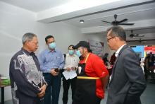 Sesi Libat Urus YB Menteri di Jabatan Perdana Menteri (Ekonomi)  bersama Persatuan Penjaja Kecil di Melaka.