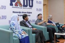 Taklimat khas kepada ketua pengarang media dan sidang media Pangkalan Data Utama (PADU) oleh YB Rafizi Ramli, Menteri Ekonomi