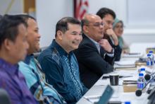 YB Rafizi Ramli, Menteri Ekonomi Menerima Kunjungan Hormat Daripada YB Dato Sri Alexander Nanta Linggi, Menteri Kerja Raya Yang Mengetuai Dayak Chamber Of Commerce And Industry (DCCI), Sarawak